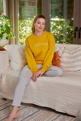 Wholesale 2-Piece Women Pajamas Set S-M-L-XL Zeyland 1070-ZK24-110131 - Zeyland