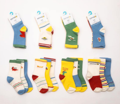 Wholesale 24-Piece Boys SocksDefne 1064-DFN3-E016-22(3-4) - Defne