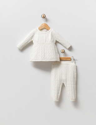 Wholesale Baby Girls 2-Piece Knitwear Blouse and Pants Set 0-9M Gubo 2002-6017 Ecru