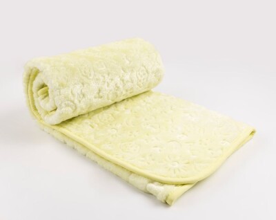 Wholesale Unisex Baby Plush Blanket with Box 100x120 Ramel Kids 1072-852 - Ramel Kids (1)